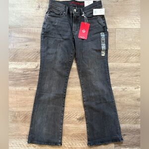 NWT Lucky Brand Black Flare Jeans Mid Rise Comfort Stretch Size 6